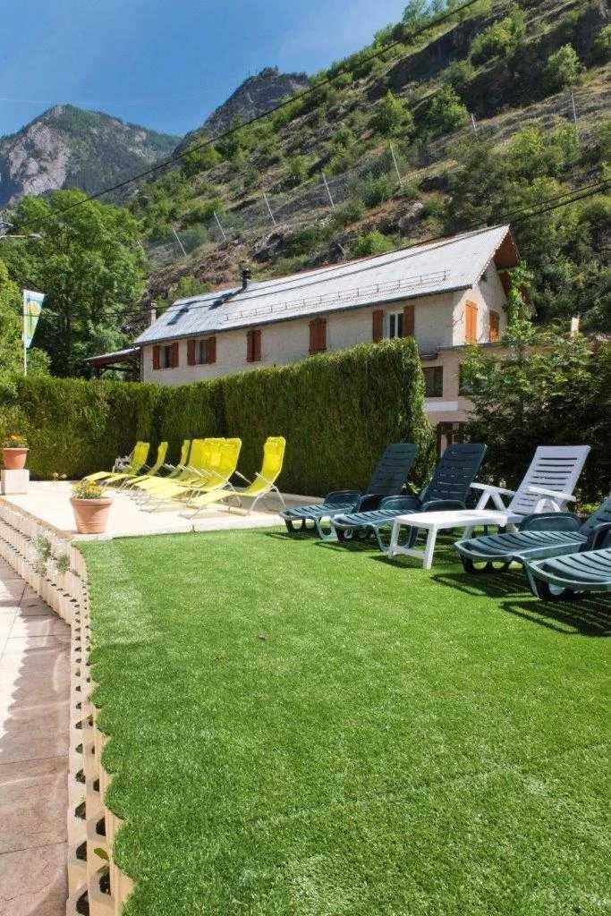 Camping 5 Etoiles - Piscine - Eeceff Le Bourg-dʼOisans מראה חיצוני תמונה