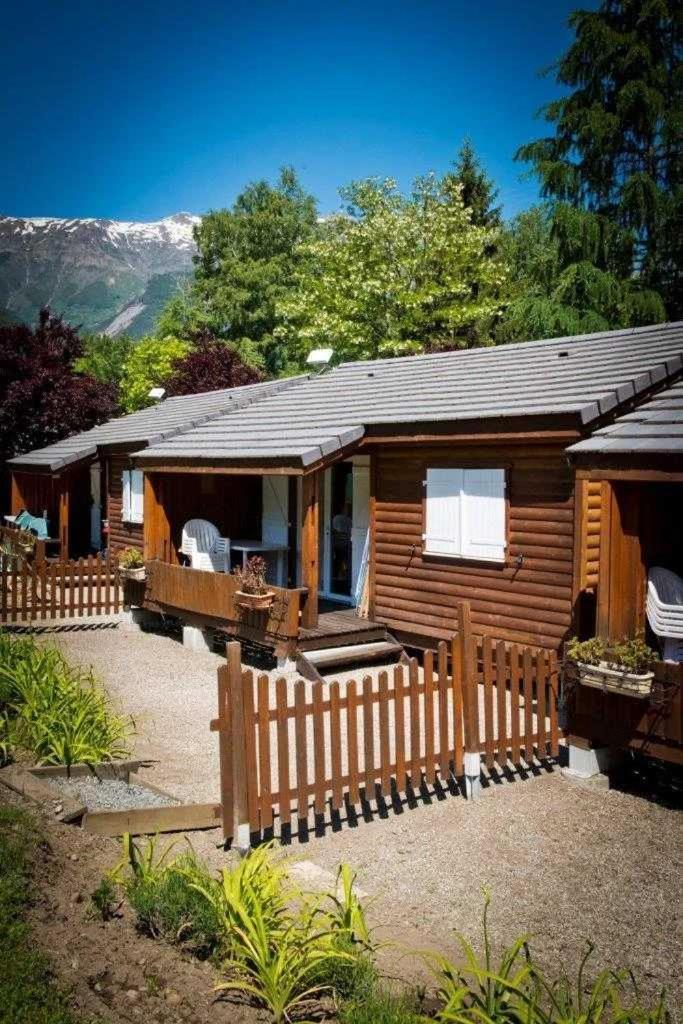 Camping 5 Etoiles - Piscine - Eeceff Le Bourg-dʼOisans מראה חיצוני תמונה